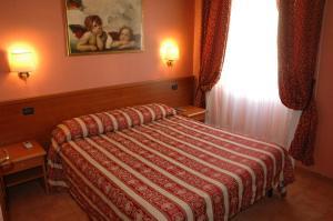 Virginia Hotell Rom